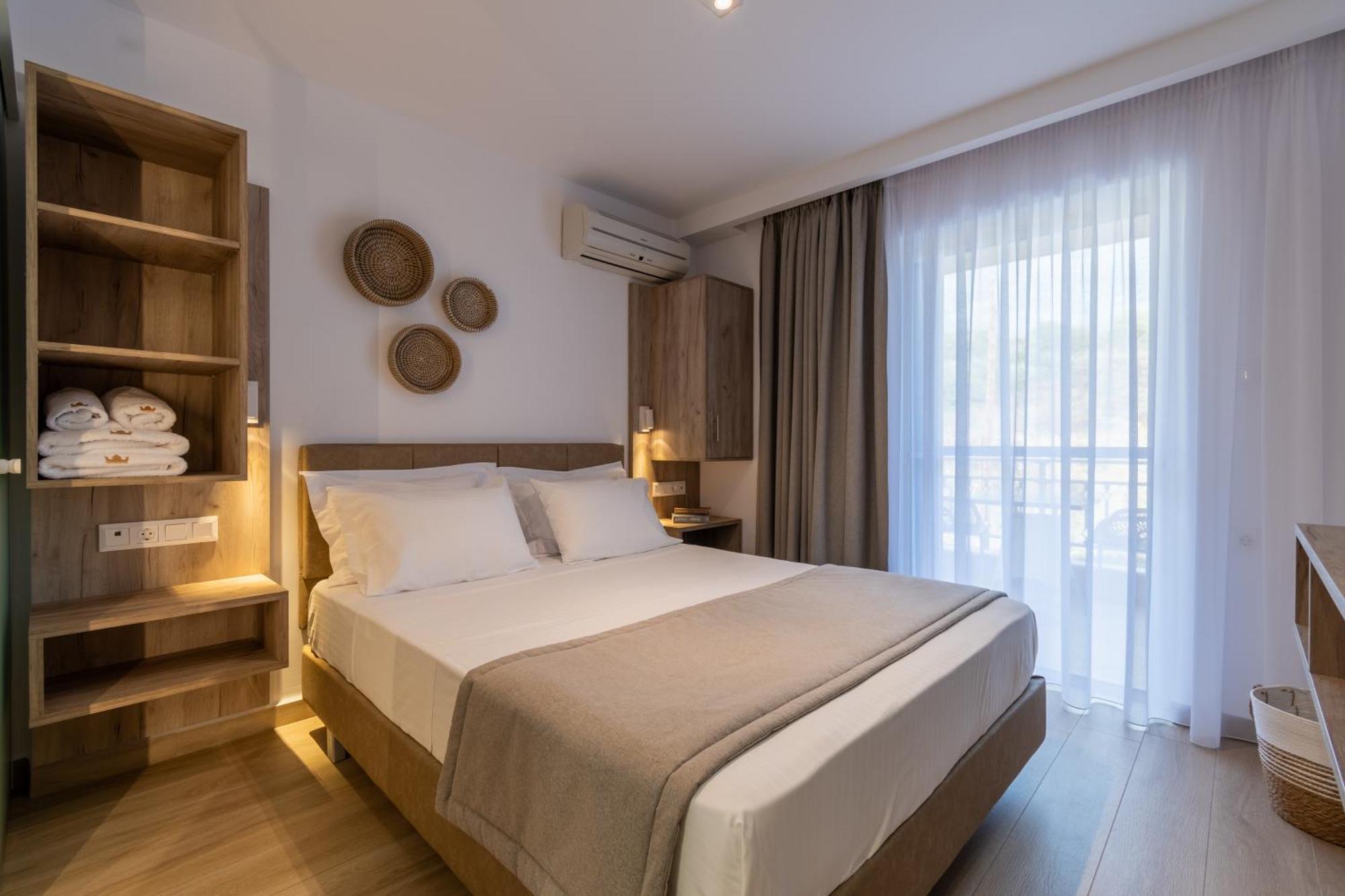 Hotel Agni On The Beach Sarti Bagian luar foto