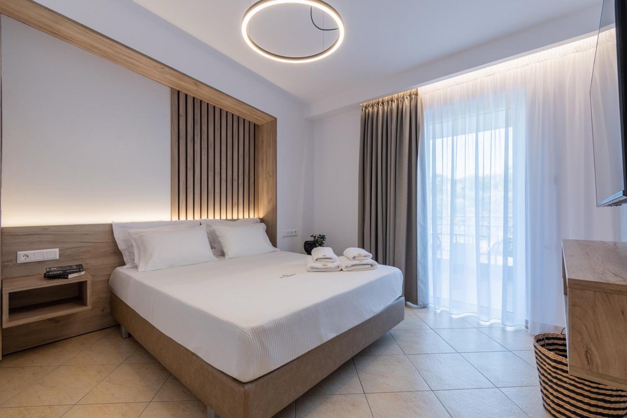 Hotel Agni On The Beach Sarti Bagian luar foto