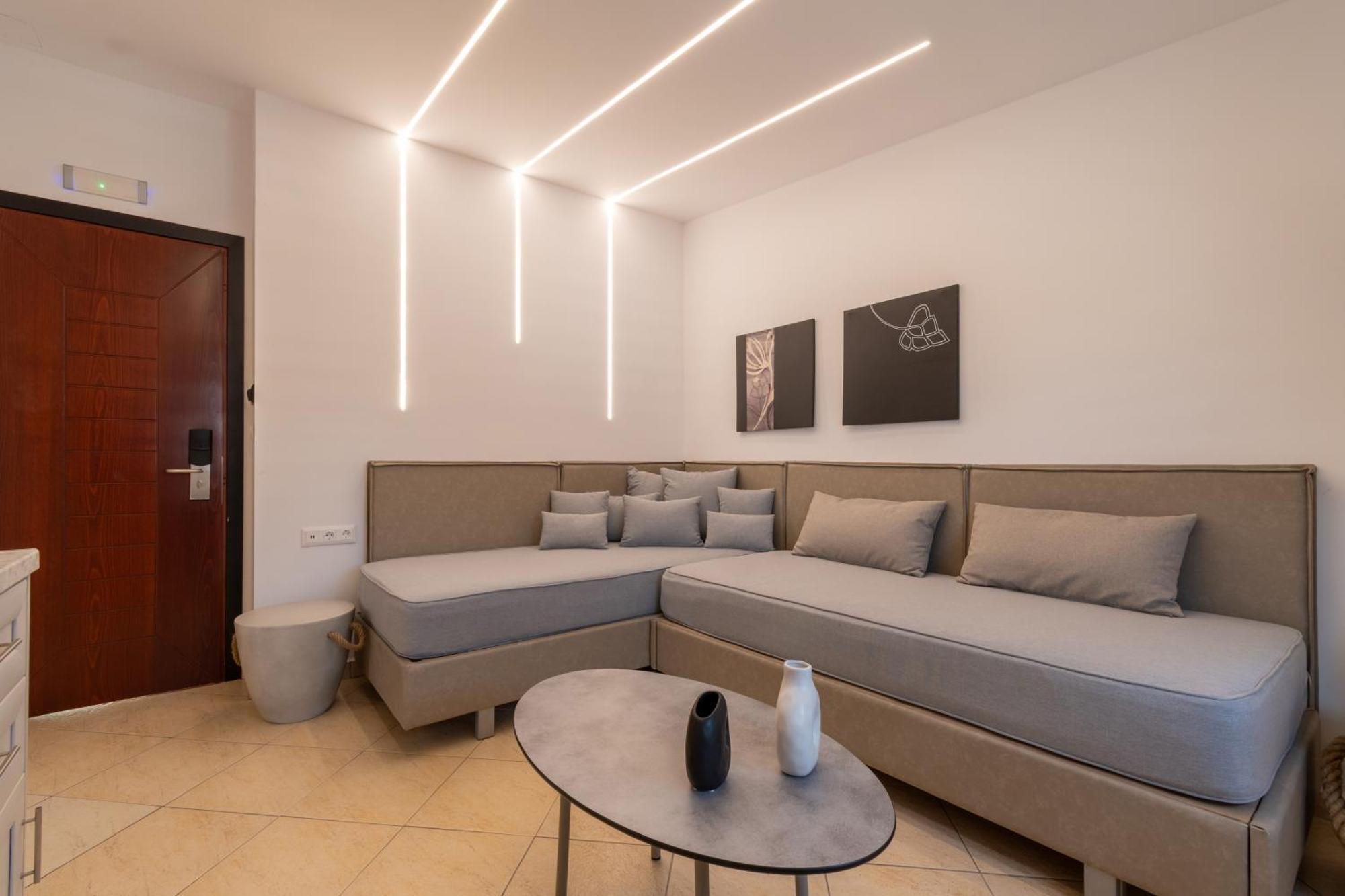 Hotel Agni On The Beach Sarti Bagian luar foto